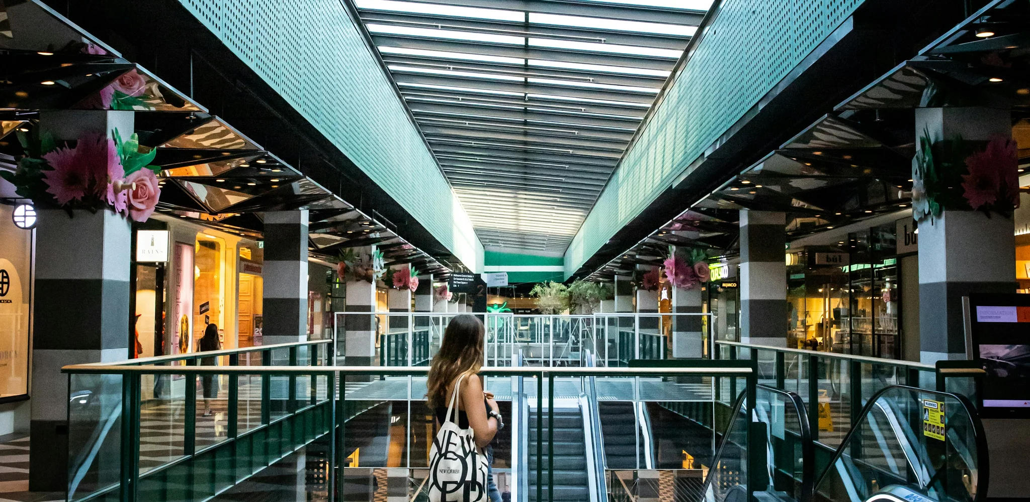 Melbourne Australia Factory Outlet Melbourne South Wharf Luggage
